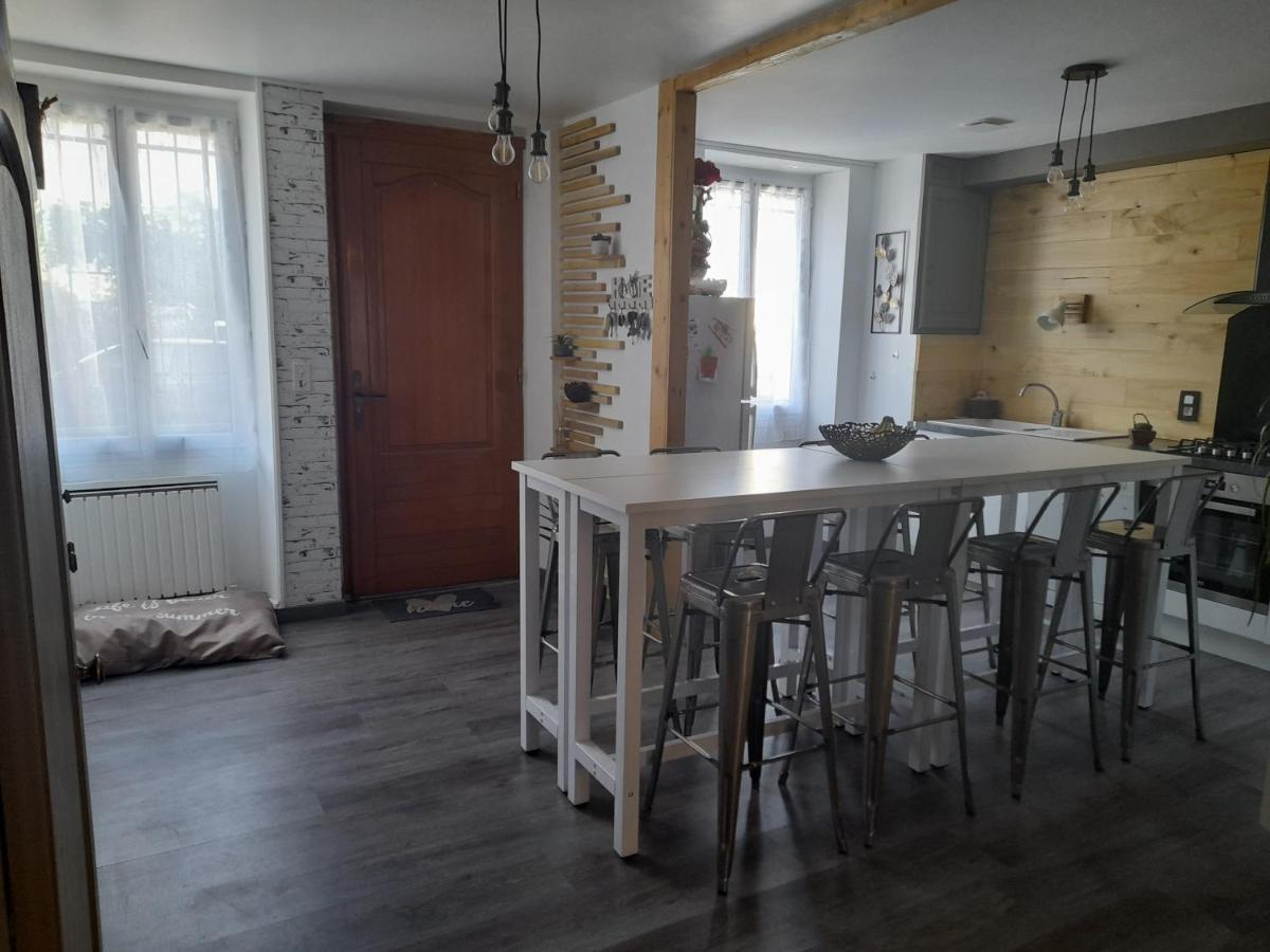 Maison De Village Avec Cour Interieure Et Terrasse Septfonds Bagian luar foto