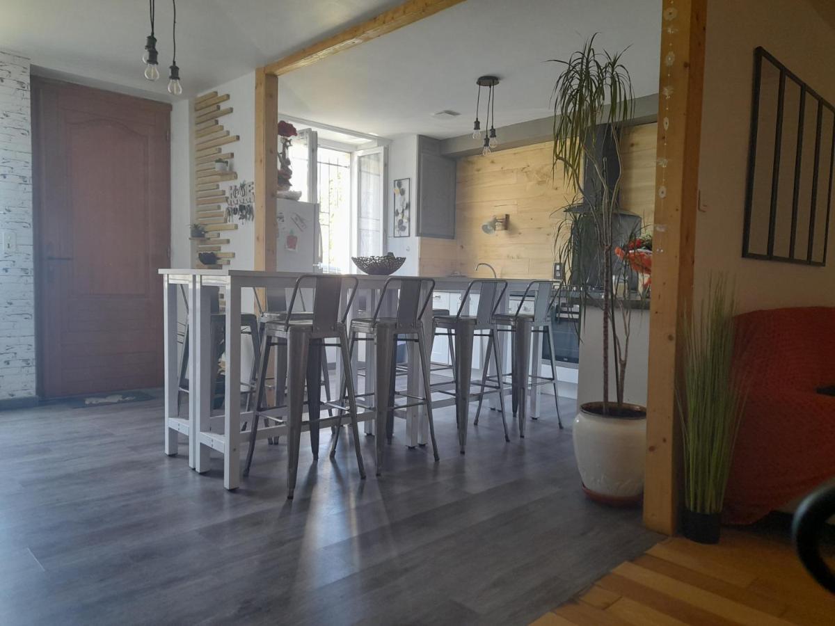 Maison De Village Avec Cour Interieure Et Terrasse Septfonds Bagian luar foto